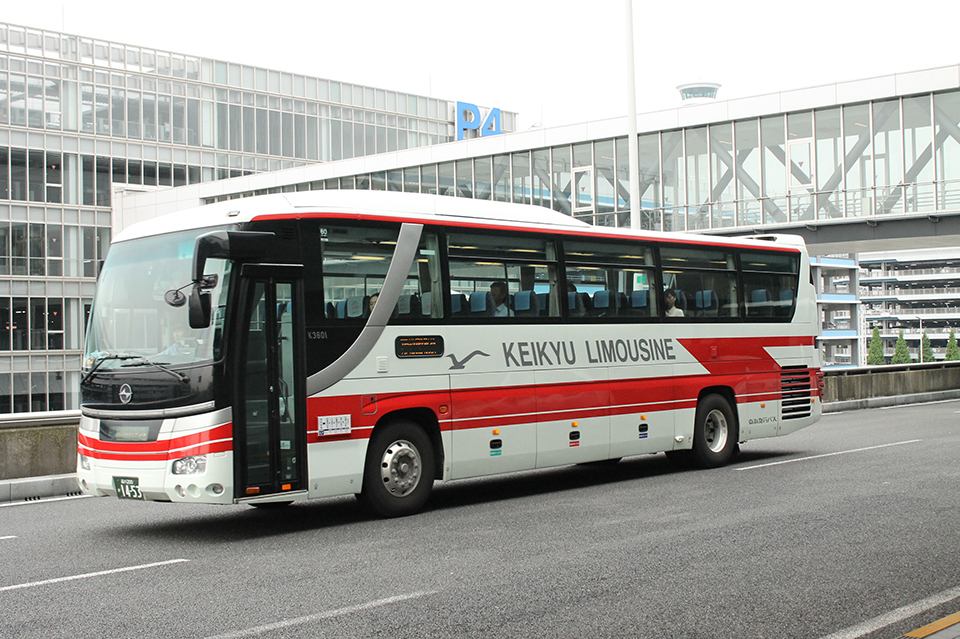 相手会社、京浜急行バスの車両