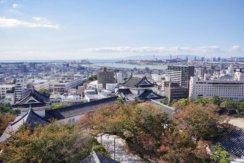 和歌山城天守からの爽快な眺め