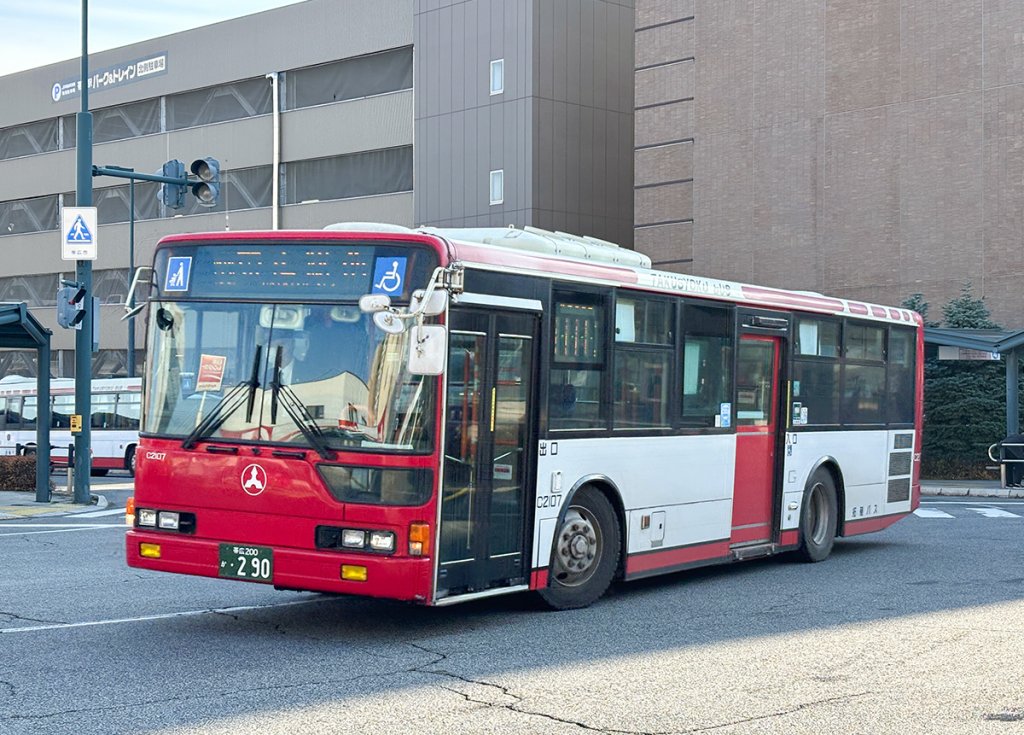北海道拓殖バス　2004年式　三菱ふそうエアロスター
