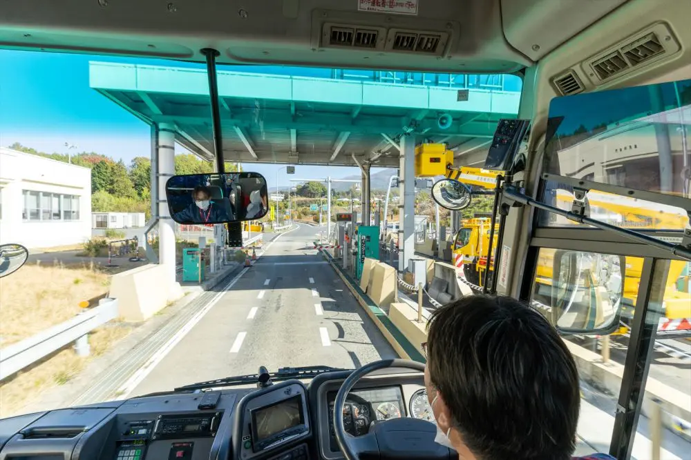 バス 運転 士 トップ 不足