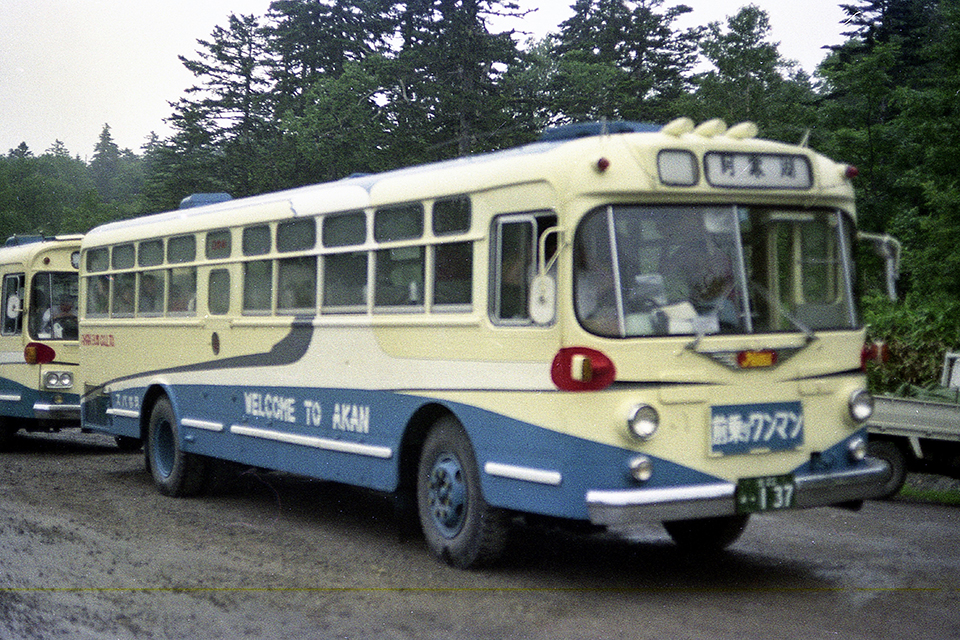 阿寒湖、摩周湖、屈斜路湖など道東の湖を阿寒バスの観光兼路線バスで巡った