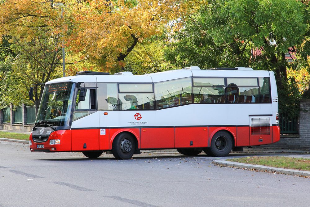 観光で名高いチェコのプラハ!!　路線バスが交通の脇役ってマジ?