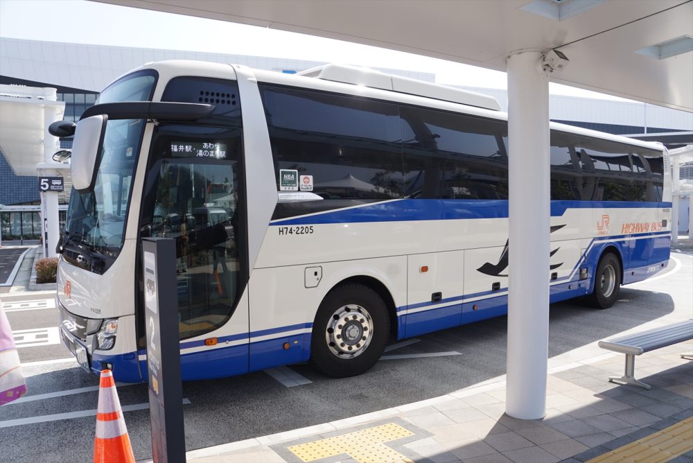 ジェイアール東海バスの福井行きの高速バス