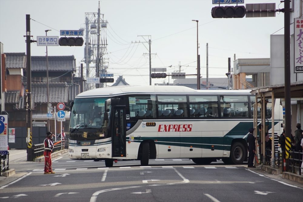 出せるものは高速車も含めて全部出すのが三重交通の流儀？