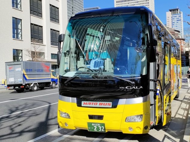 貸切車で送迎と現地観光で分かれていた中高生の修学旅行