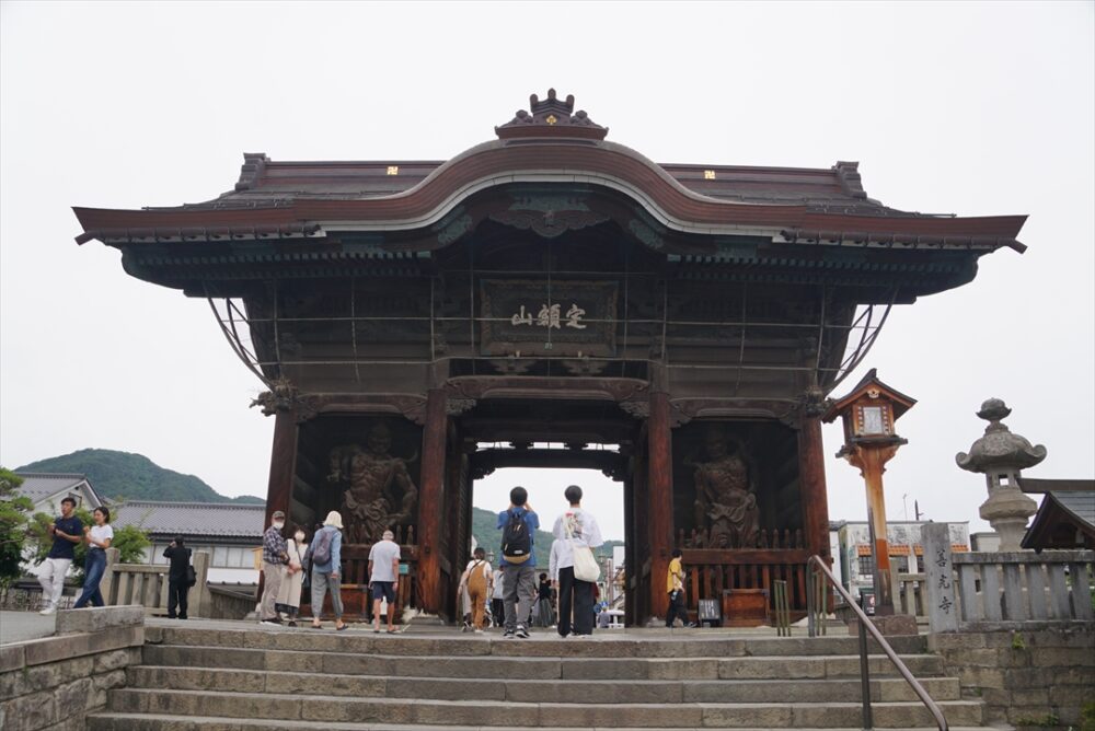 善光寺の山号は定額山