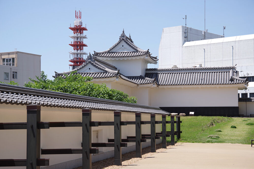 水戸城跡のシンボルの一つになっている二の丸角櫓