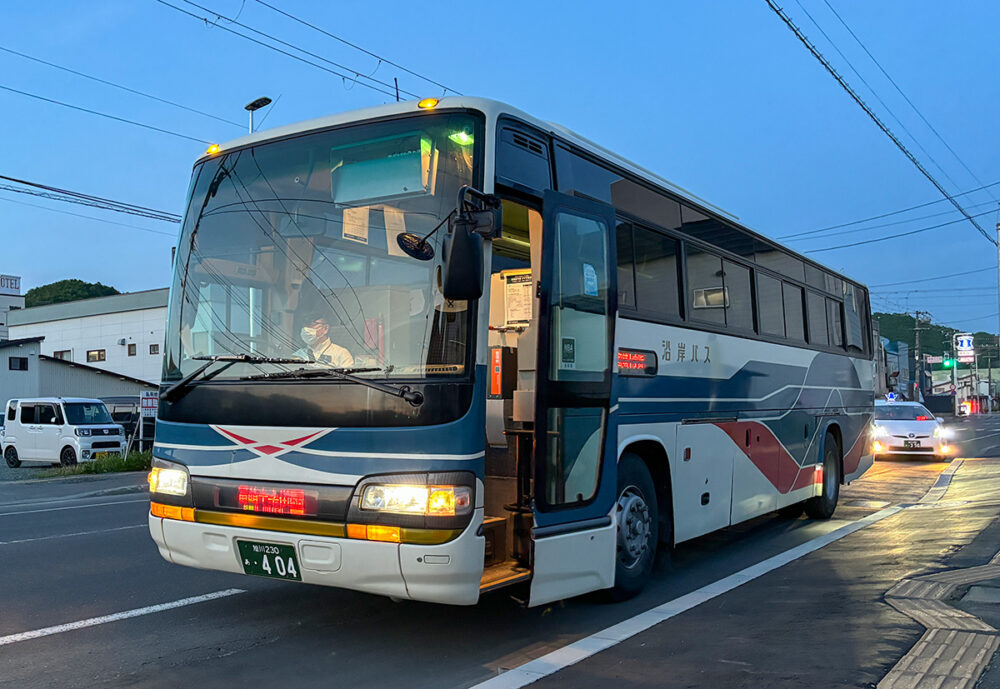 留萌方面へのバスは、留萌駅前から少し先の留萌十字街が終点