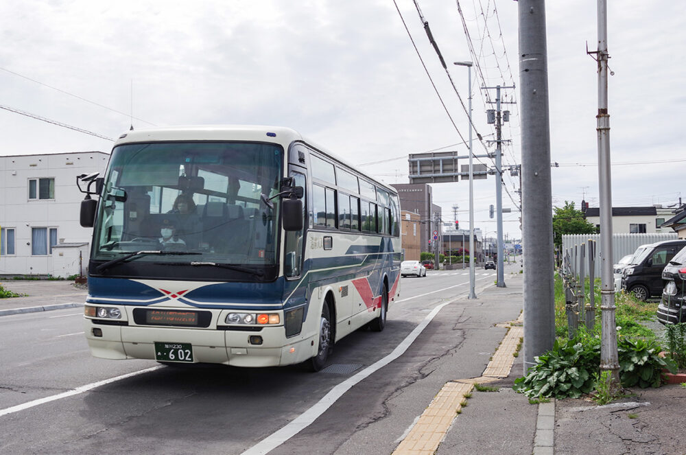 代替バス「留萌旭川線」。この便は沿岸バスが担当している