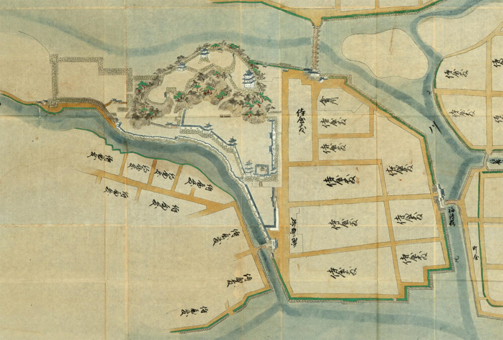 江戸時代に作図された阿波国徳島城の鳥瞰図。航空写真のなかった時代ながら、かなり正確に地形が描かれている