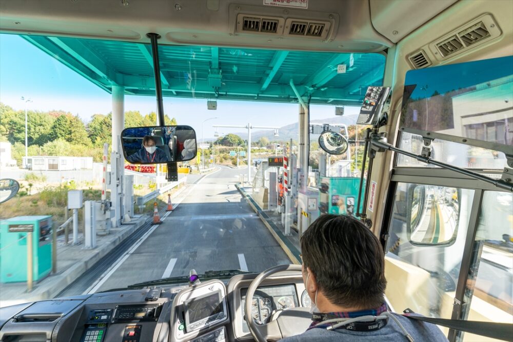 職業運転士ではないので初めての高速料金所は緊張する