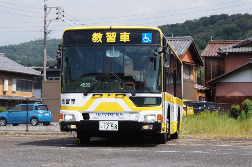 名鉄バスの教習車