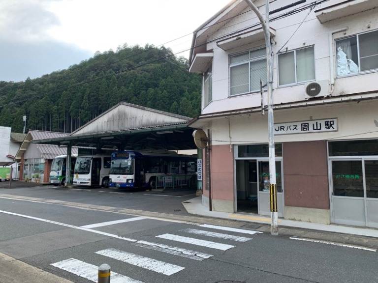 周山駅