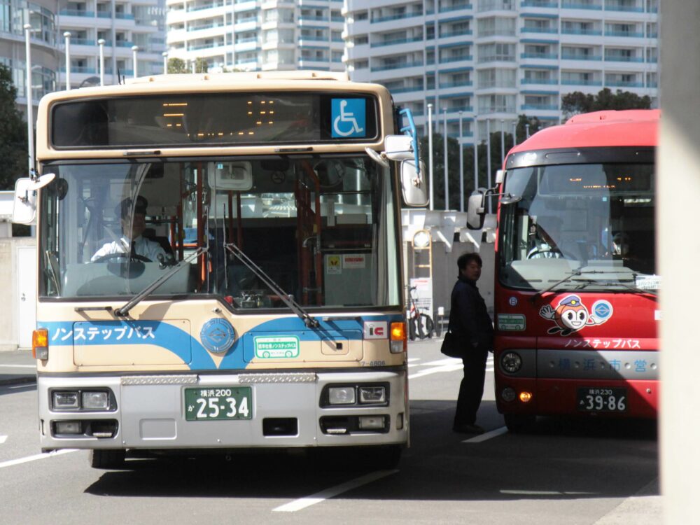 【バス運転士不足問題】横浜市交通局が運転士確保のために打って出た待遇がなかなかの衝撃!!