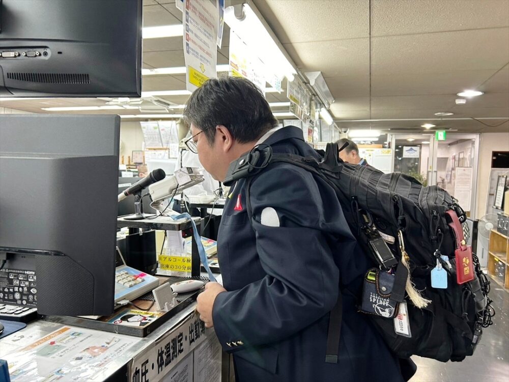 総評を聞いた後に点呼を受けて教習体験取材は終了