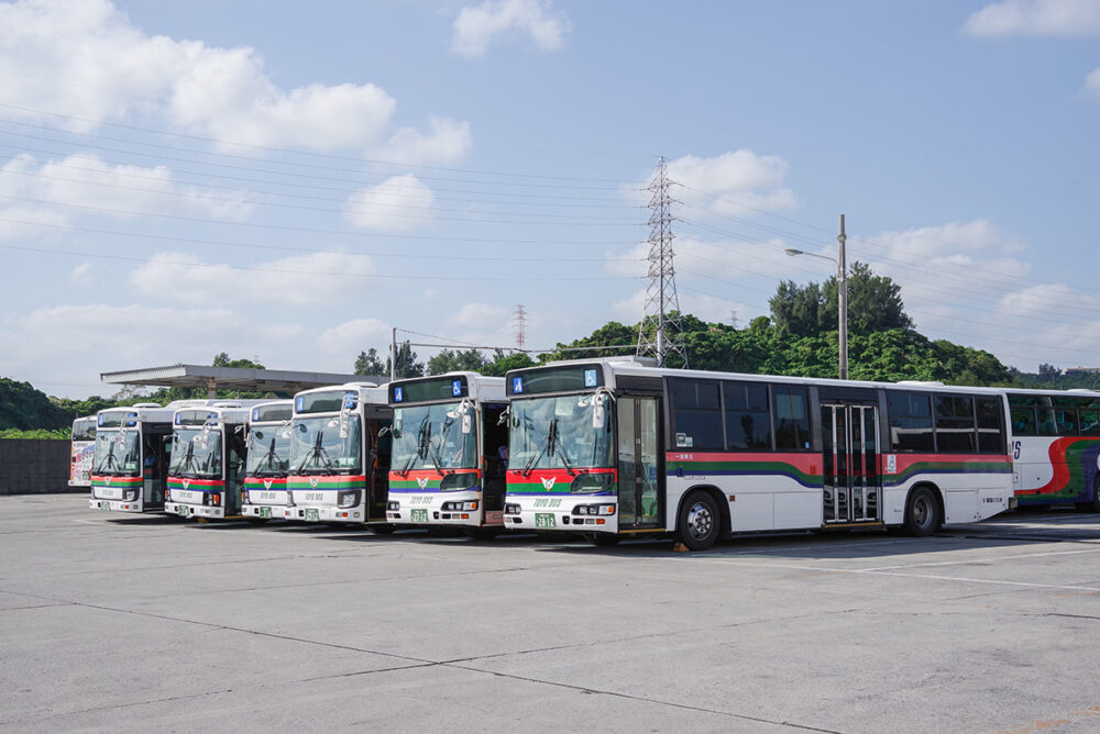 2000〜2010年代の車種が揃う東陽バスの大型路線車群