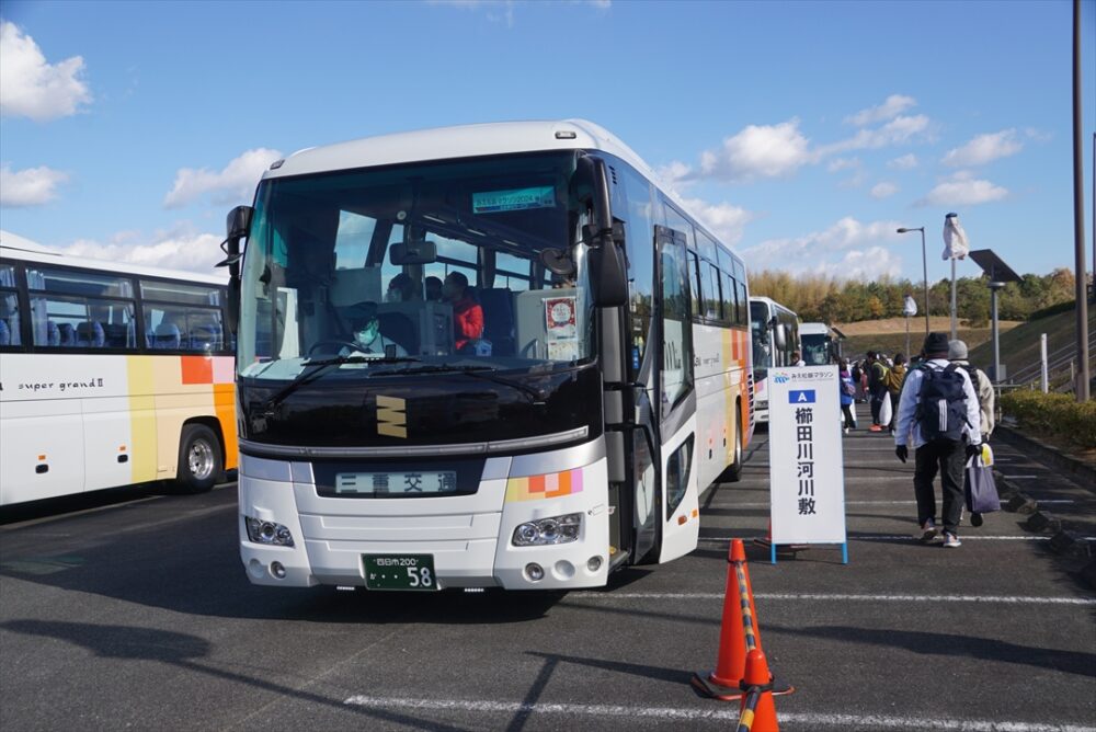 輸送の軸を担うのはやはり三重交通！