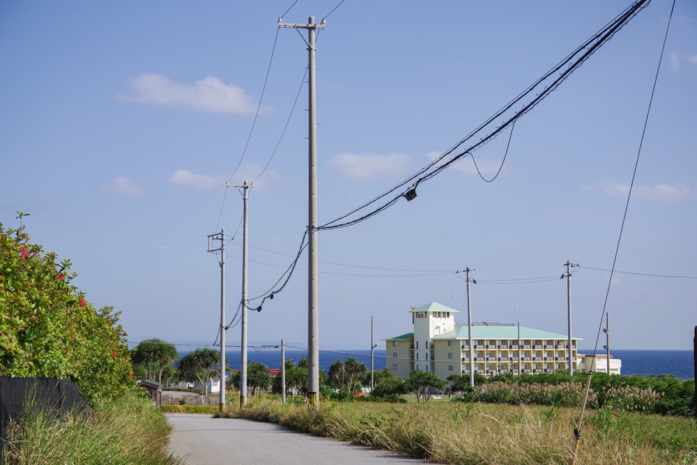 温泉求めて伊計島の端の端へ