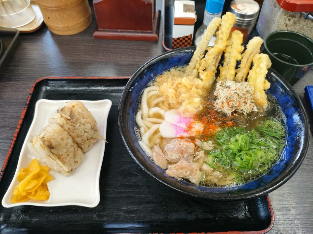 話題の「資さんうどん」は北九州ではどこででも！