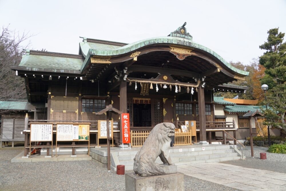 日枝神社拝殿