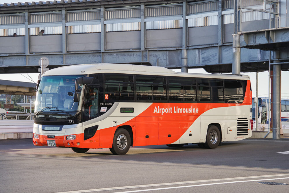 日本各地を走る高速バス!　 全国で幅広く使われている“普通にメジャー”な車種が深すぎた!!