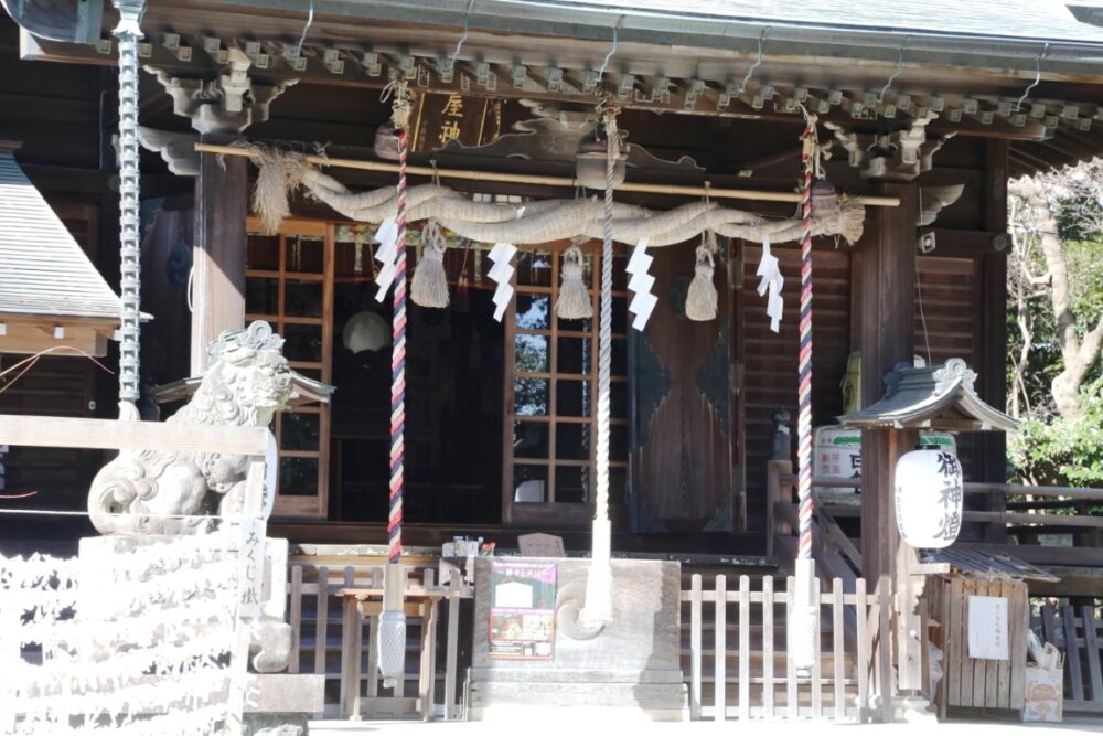 曽屋神社拝殿