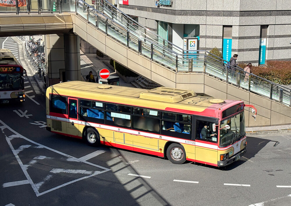 西東京バスが道の駅へのアクセスを用意