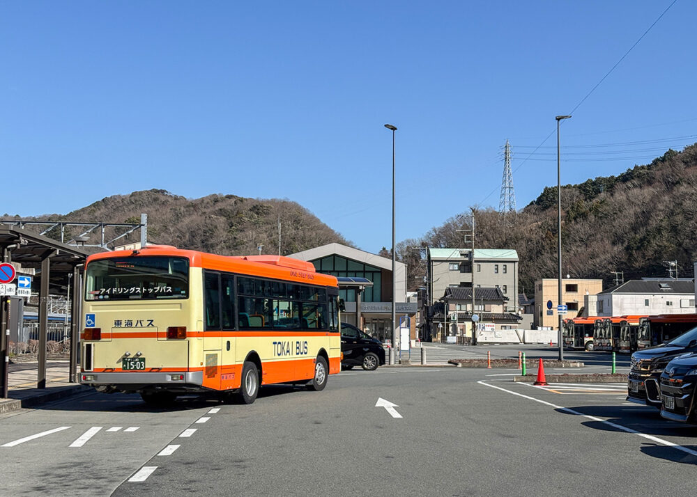 伊豆箱根鉄道駿豆線の修善寺駅の前がバスの終点だ