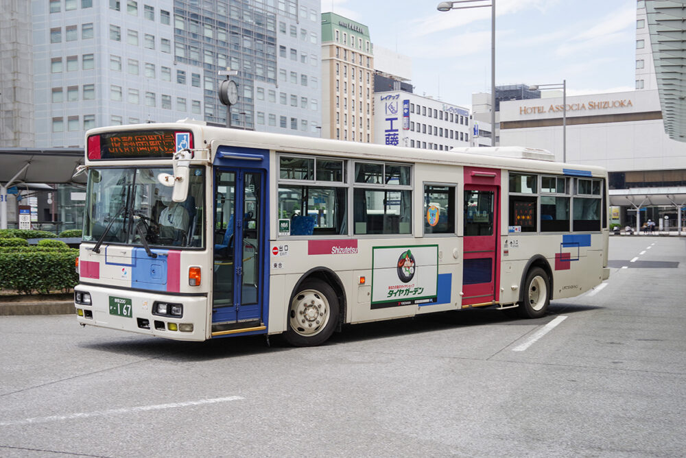 2002年式の日産＋西工96MC車体（しずてつジャストライン・静岡県）