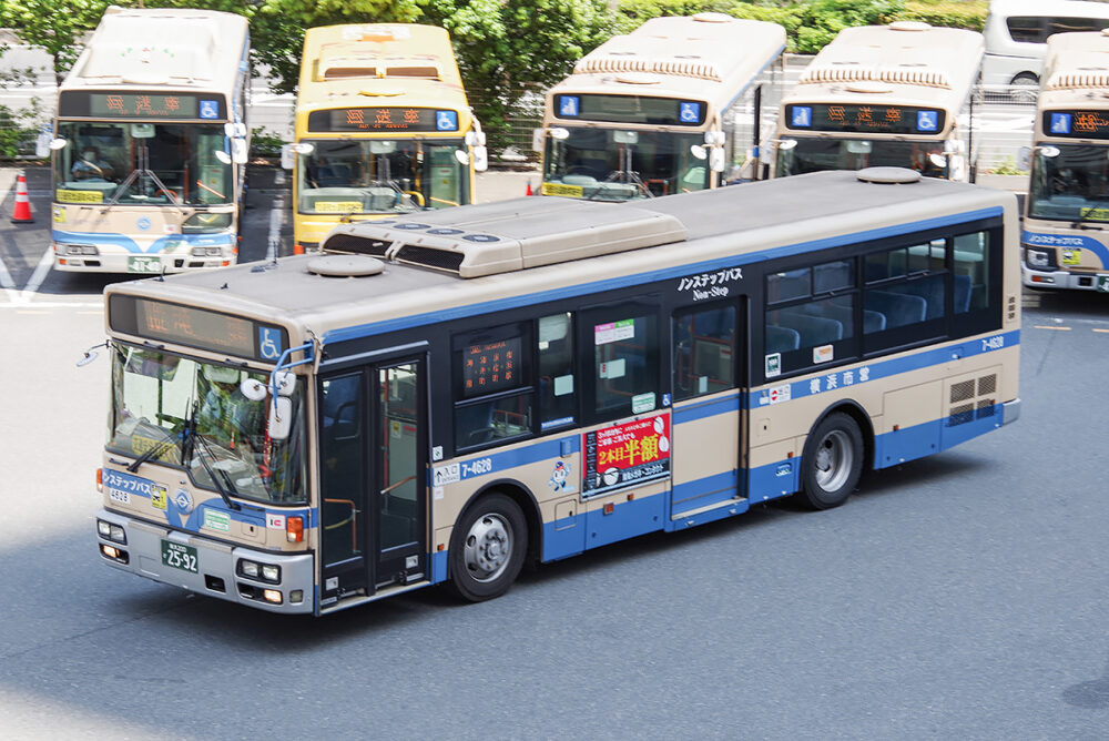 首都圏を走る上下別々のバス車両・日産＋96MC（横浜市交通局・神奈川県）