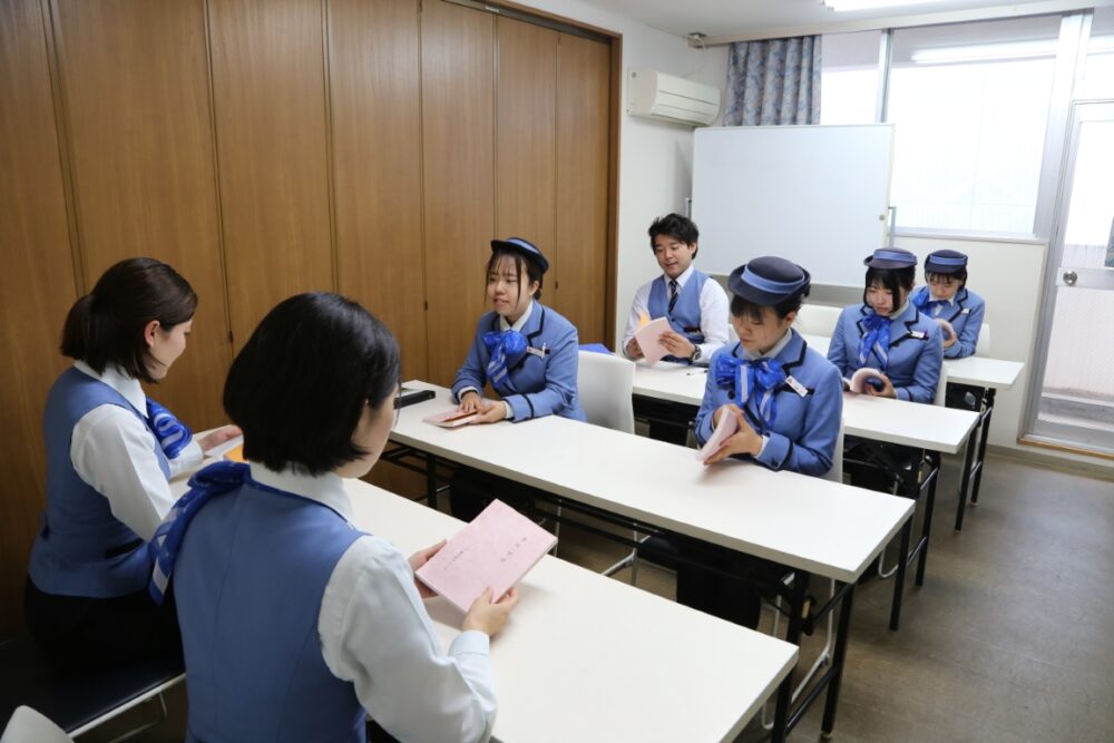 オリジナルの秘伝の書をもとに観光ガイドのプロになる