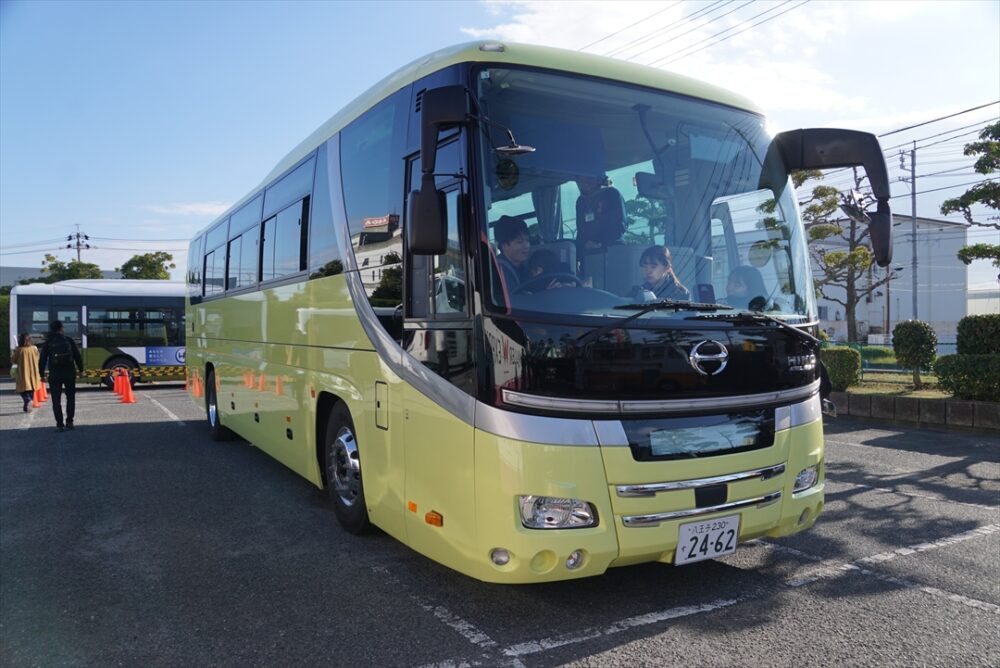 日野自動車所有のデザインレスなバス