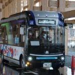 大阪・関西万博外周バスの「e Mover」には乗る価値アリ!?　自動給電と自動運転に刮目せよ!!