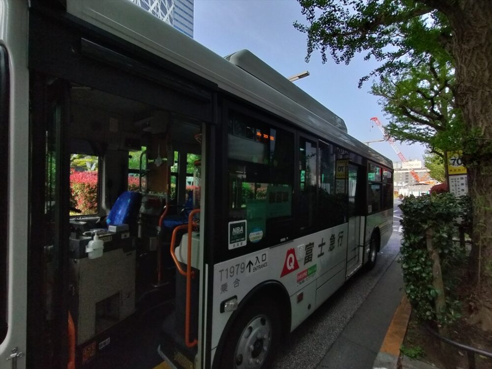 降車と乗車が別の場所もあり覚えることは多い