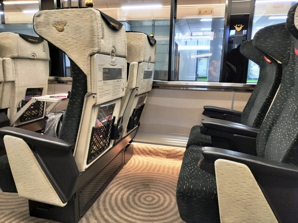 京阪電車のプレミアムカー