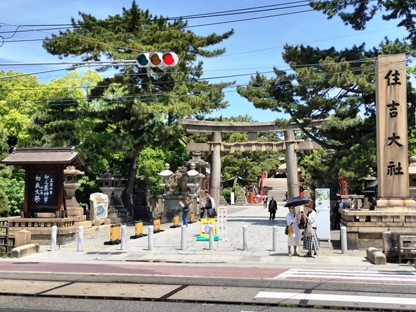 住吉大社は南海電車でも阪堺電軌でも近い！