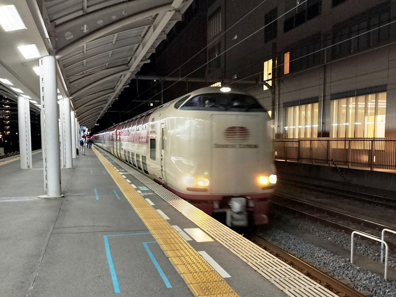 高松からはサンライズ瀬戸