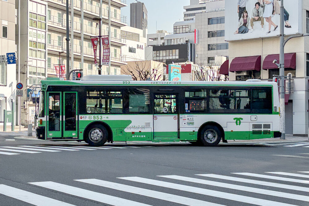 2枚目のお題。さてどこのどんなバスでしょう?