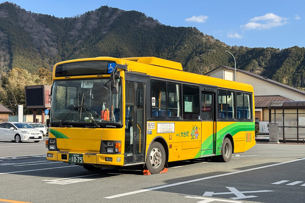 大台町営バスのいすゞエルガミオ