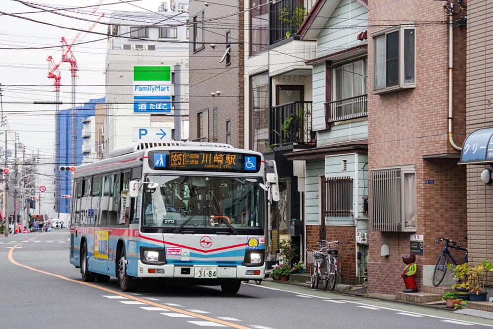 めちゃくちゃ身近&行き先が超有名な県境越え系路線バスが川崎にあるだと!?　〜京急バス「空51系統」〜