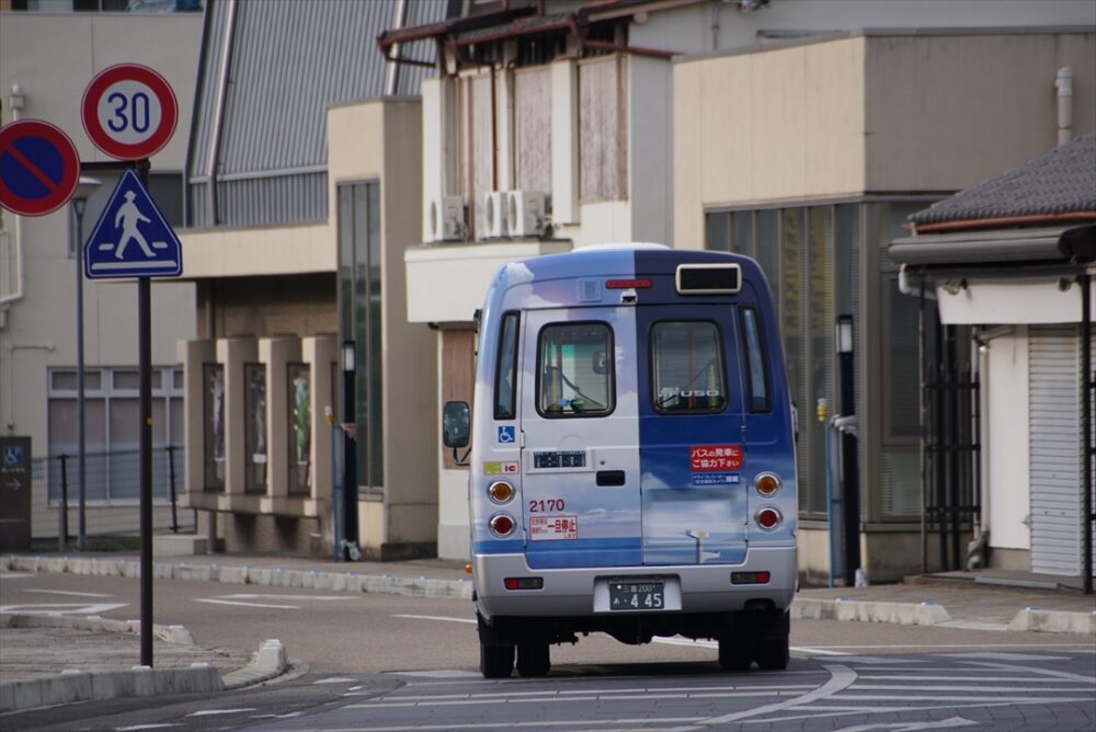 車椅子も乗車可能なローザ