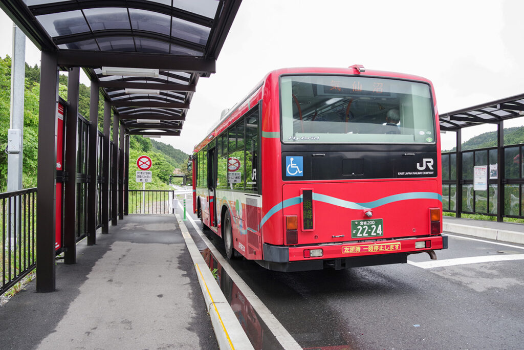 バスながら列車に乗るような感覚