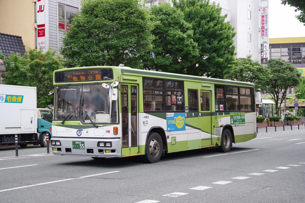 高槻市交通局→岩手県交通に転身した日野ブルーリボン＋西工車体
