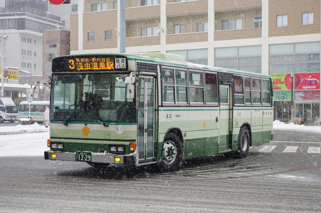 青森市営バス　日野ブルーリボン（KC-HU3KMCA）／2009年撮影