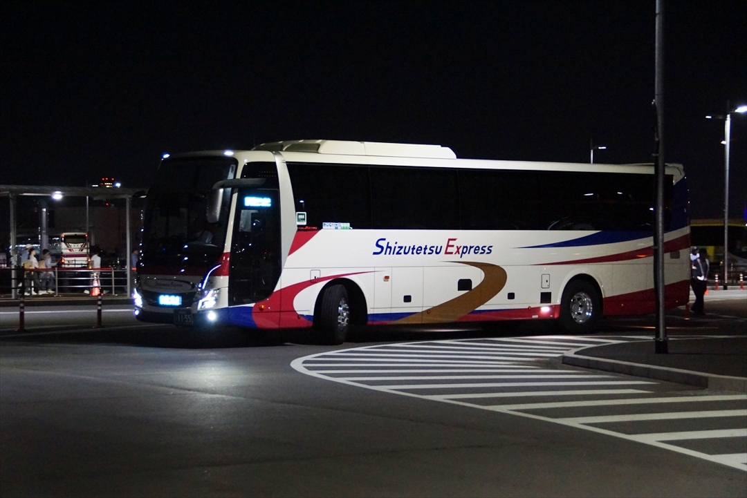 大阪・関西万博の会場からの離脱術!! いきなり長距離夜行バスに乗って