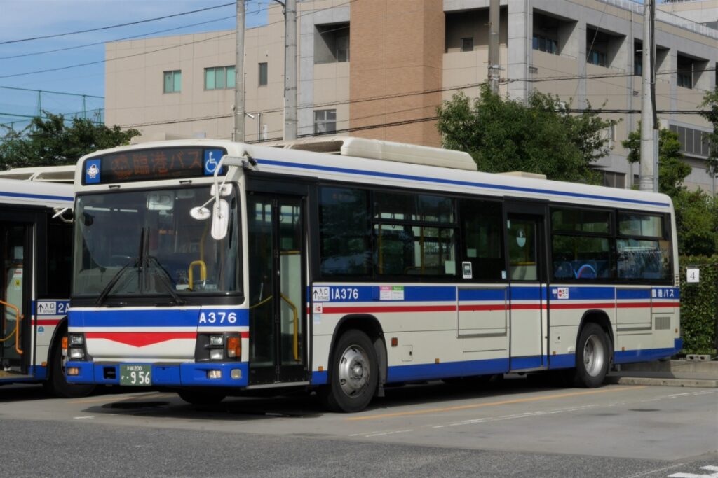 臨港バスのエルガ