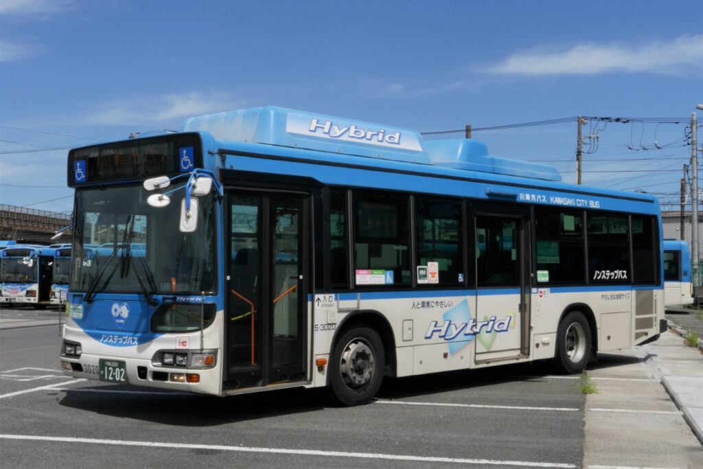 川崎市営バスのブルーリボンシティハイブリッド