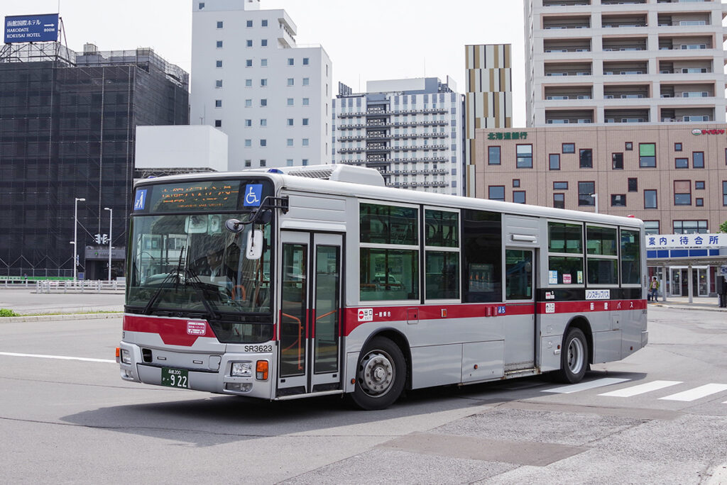 2019年に新車で導入された三菱ふそうエアロスター（2KG-MP38FM）