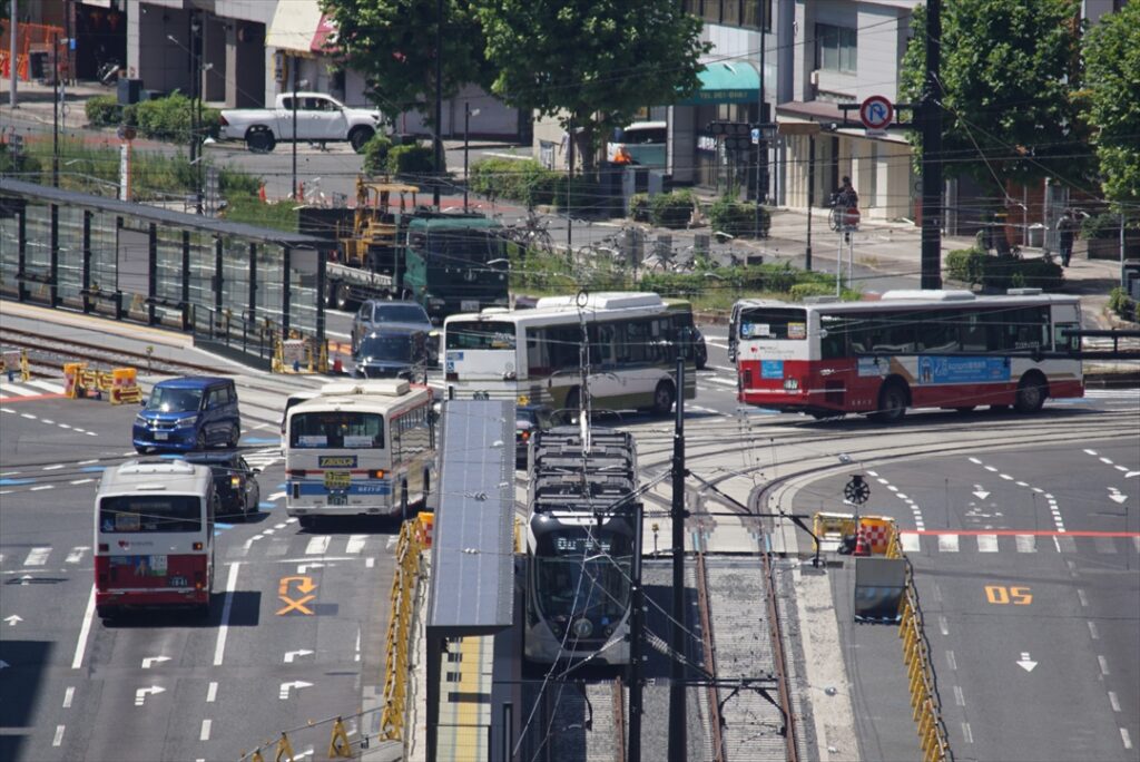 多くの都市で邪魔者扱いされて廃止されてきた路面電車がリニューアルするのは珍しい
