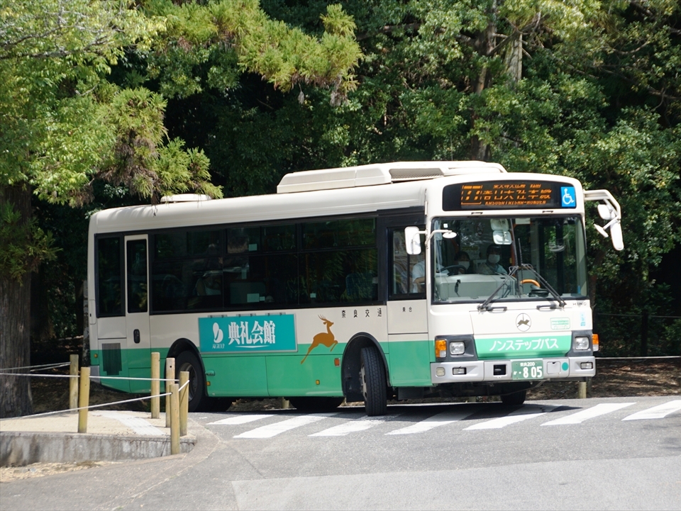 暑くてアップダウンのある奈良市内はバスが便利！